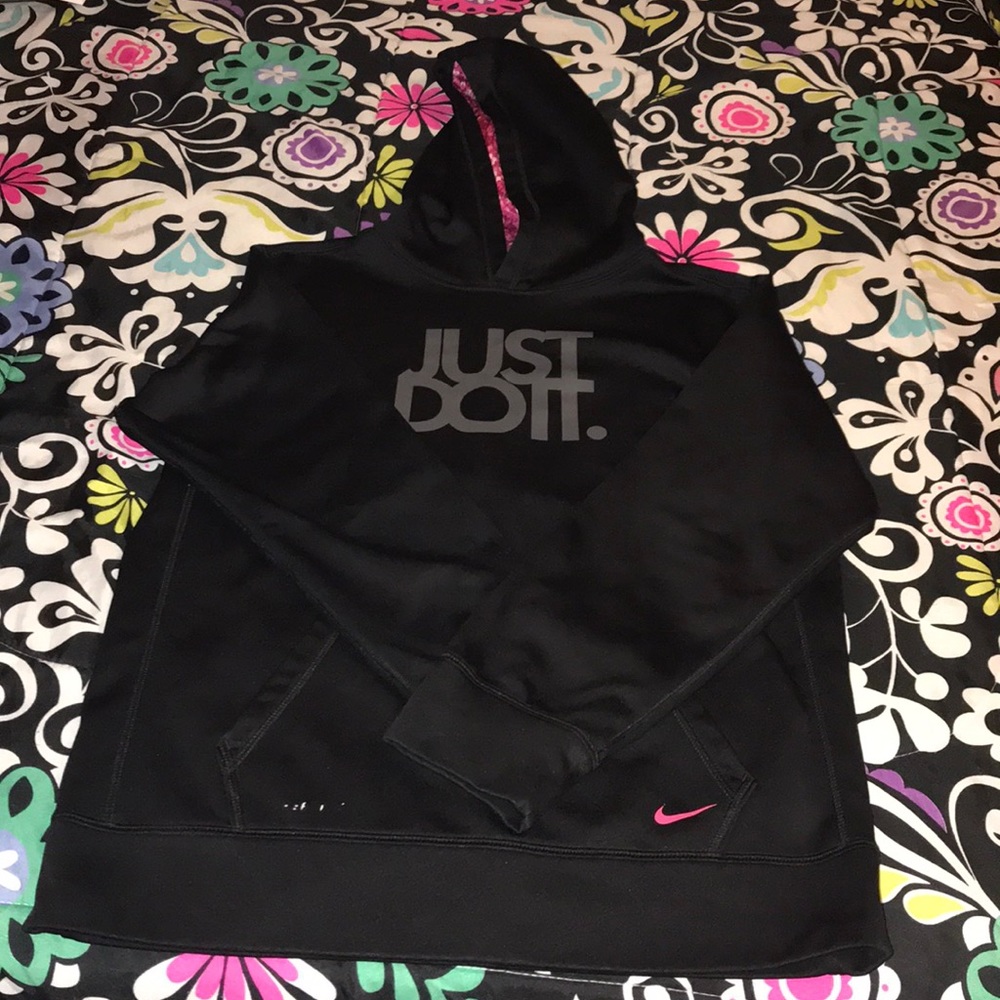 🌸 Nike Hoodie 🌸